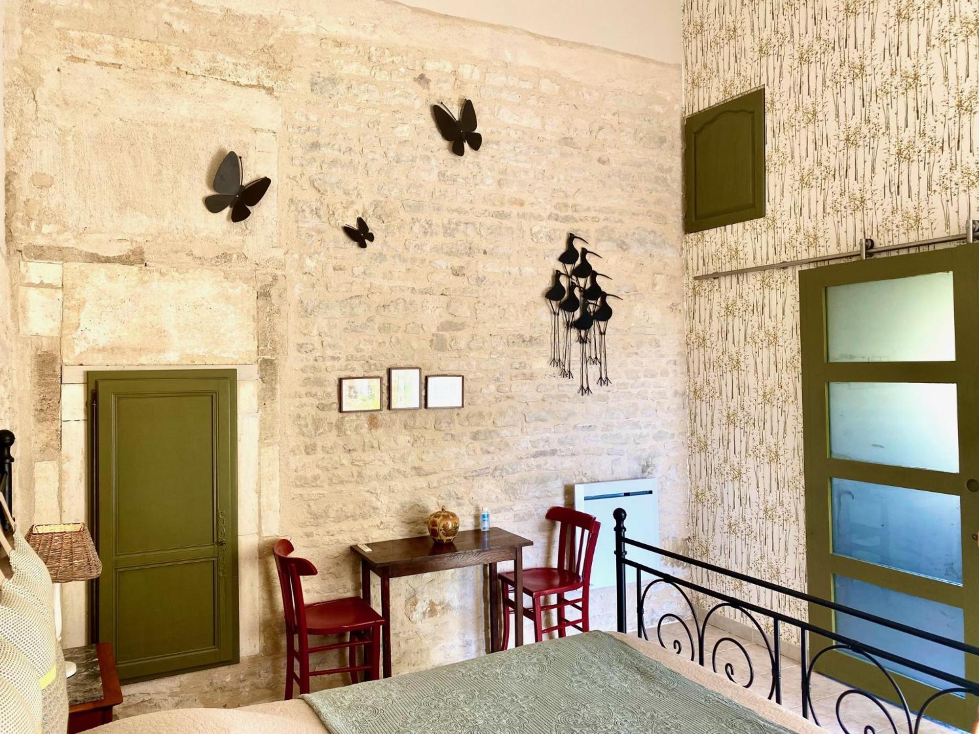 Aux Agapanthes, Chambres D'Hotes Charentaises De Charme Avec Piscine Aumagne Kültér fotó